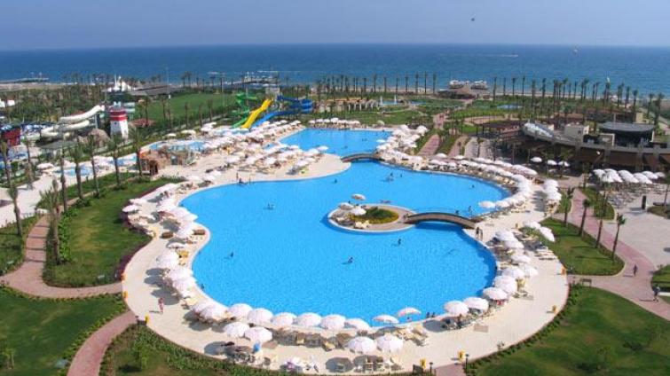 MiRACLE RESORT HOTEL