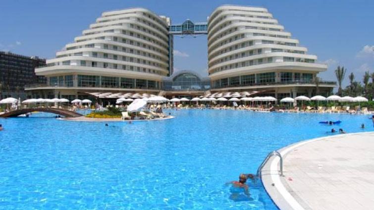 MiRACLE RESORT HOTEL