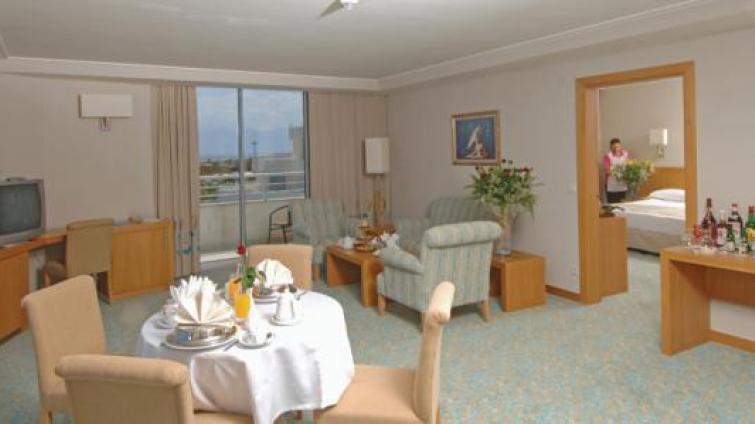 MiRACLE RESORT HOTEL