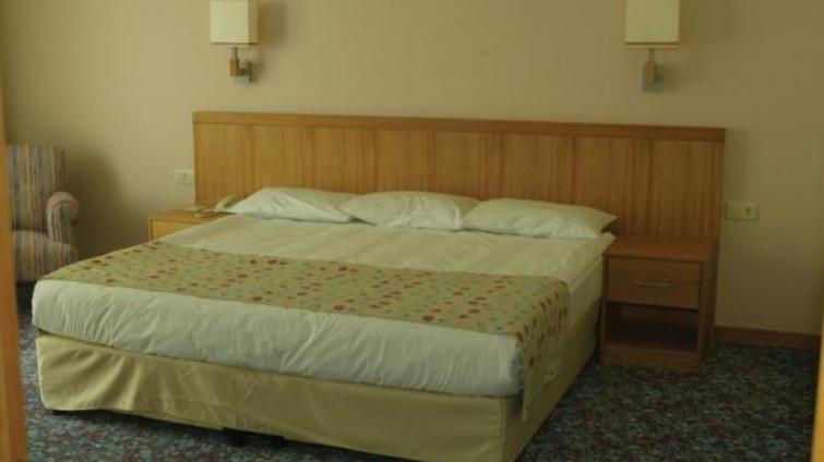 MiRACLE RESORT HOTEL