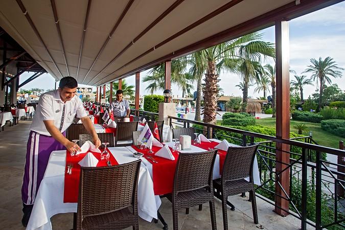 CLUB FELLİCİA VİLLAGE 